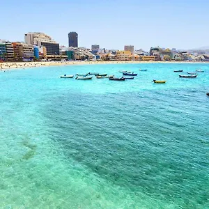 https://apartamento-playa-las-canteras-35008.in-canary-islands.com