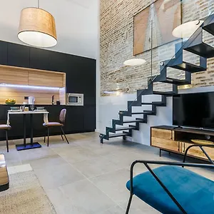 https://sol-suite-sevilla.es-andalucia.com