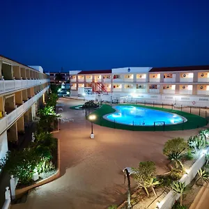 https://estudio-encantador-con-terraza-en-cerca-de-los-cristianos.in-canary-islands.com